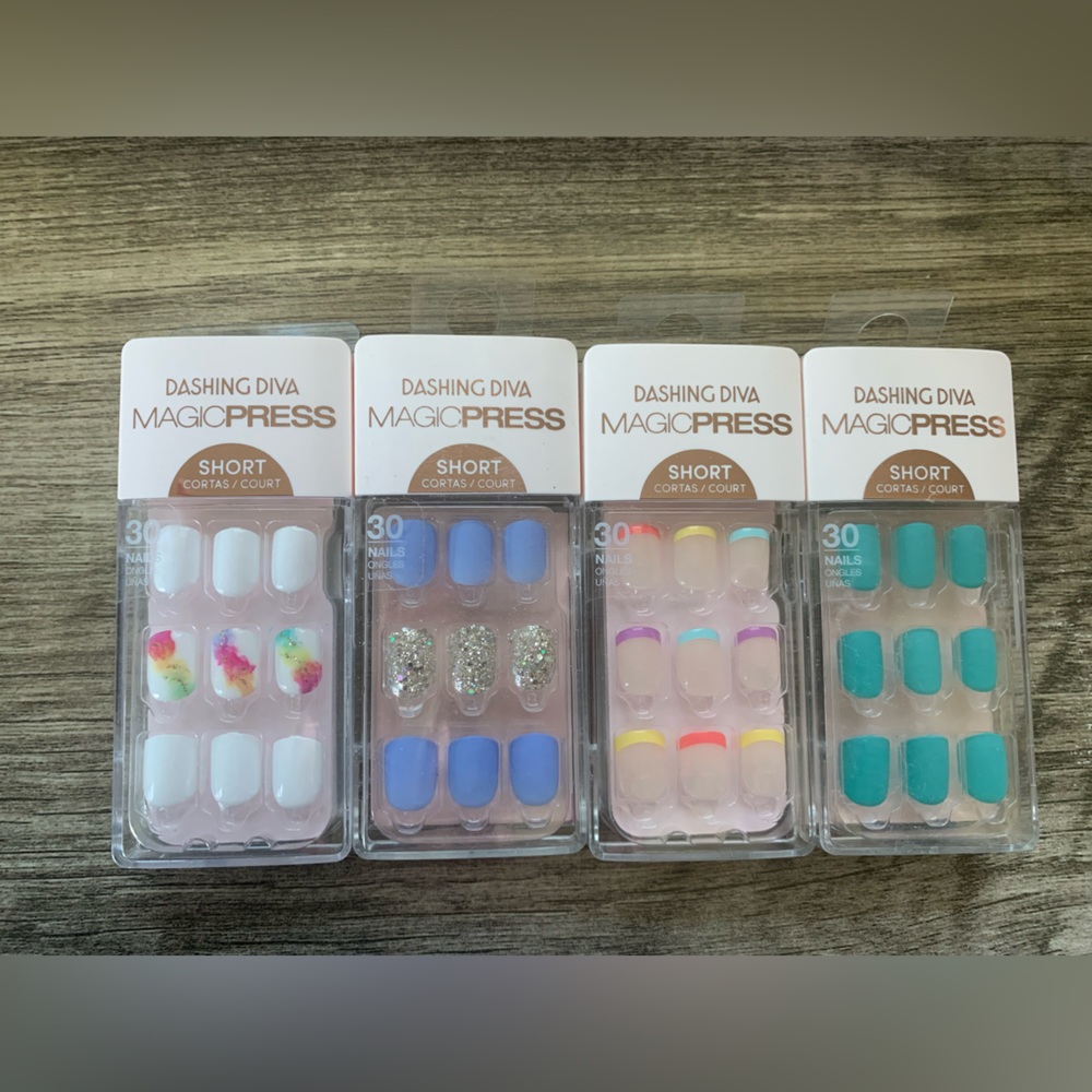 Dashing Diva Magic Press Nails - Short Length
